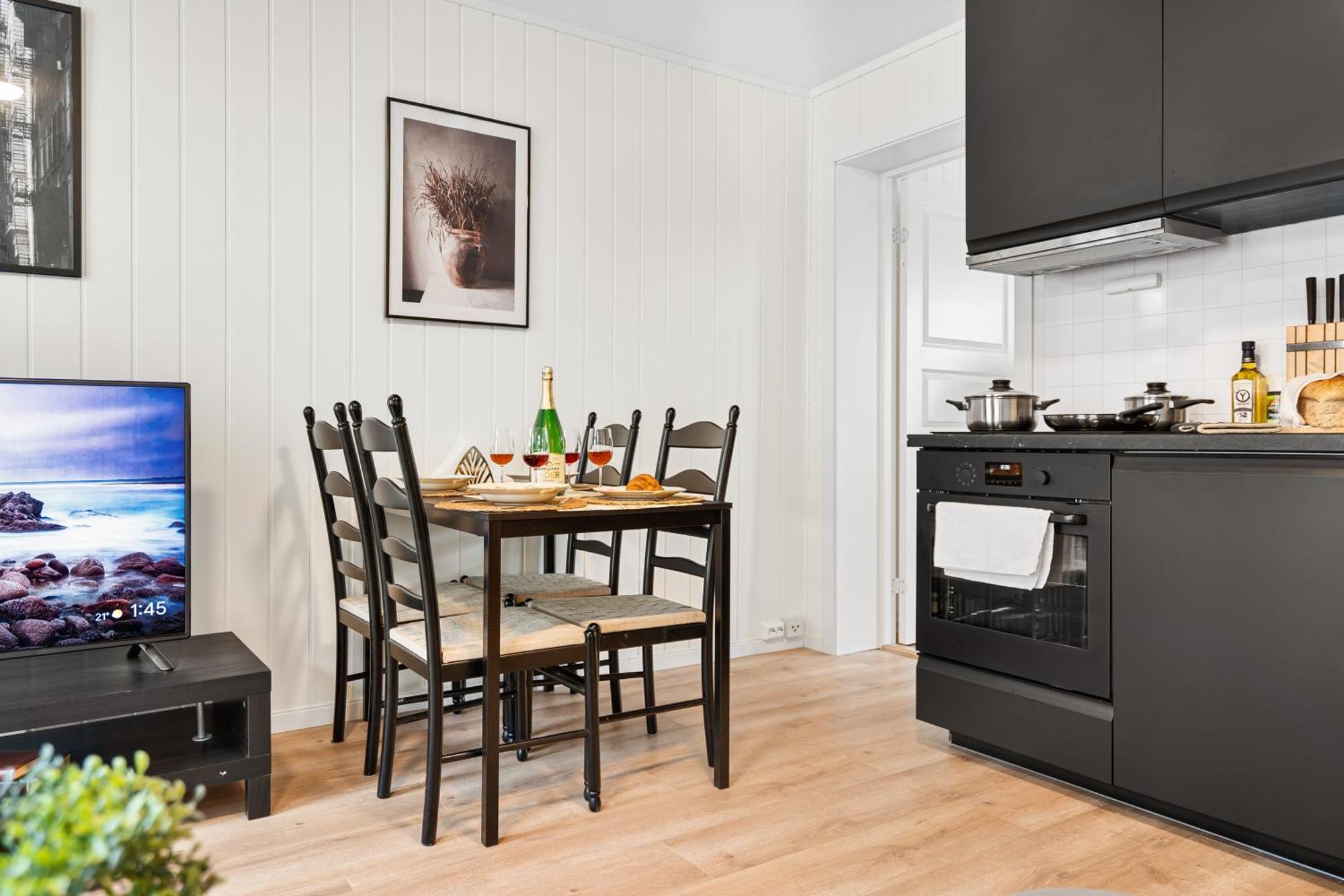 5 Mins To City Center In Bright & Cozy Stay Trondheim Exterior photo